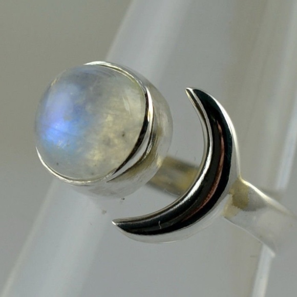 Moonstone half moon π Sterling Silver Ring π - Picture 4 of 4